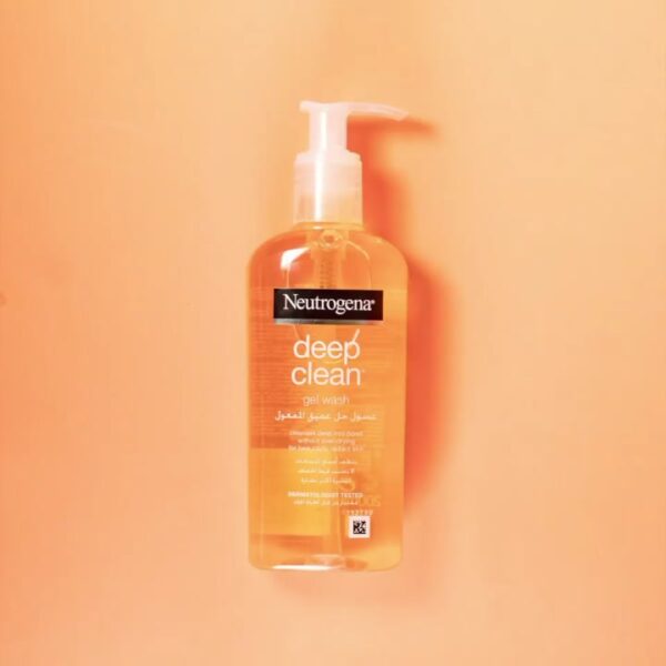 Neutrogena Deep Clean Gel Wash – Oil-Free Daily Facial Cleanser for Oily & Combination Skin (200ml) - Image 5