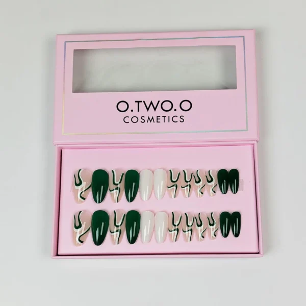 24Pcs O.TWO.O green Matte Nails with accessories - Image 2