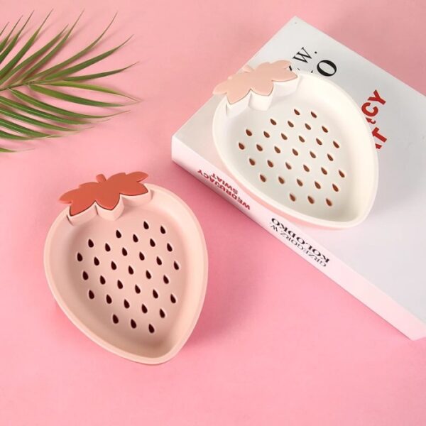 Household cartoon cute soap box plastic drainable soap box creative pattern soap box rack bathroom storage box (random color) - Image 4