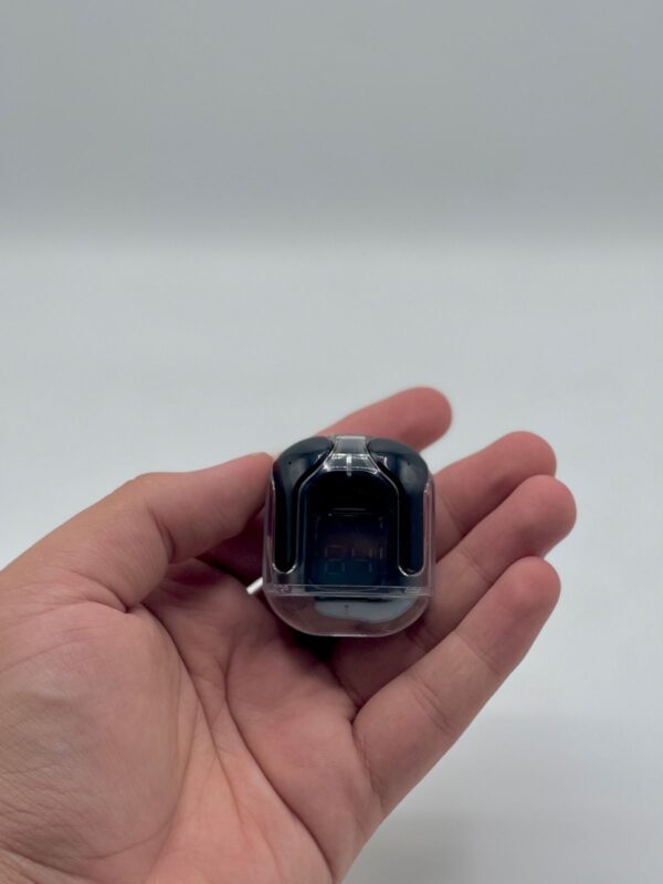 7In1 Smartwatch + 7 Free Stripes And Free Earbuds - Image 5