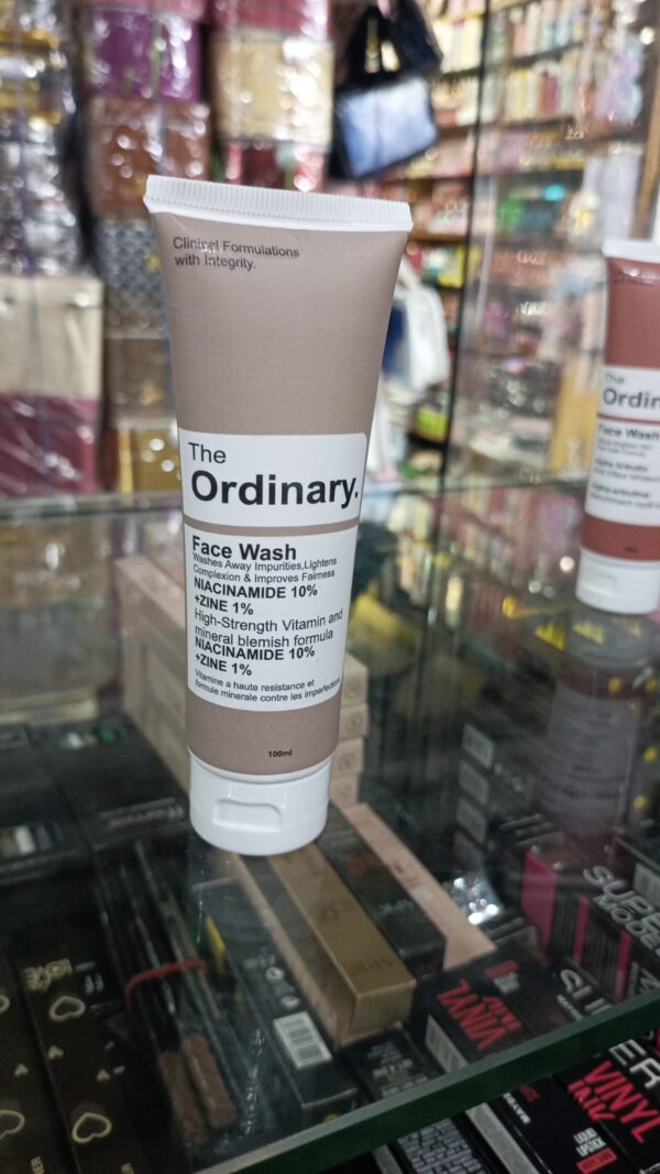 The Ordinary NIACINAMIDE 10%  +ZINE 1%  100 ML Face Wash - Image 2